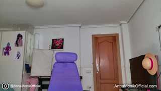 anna_monik thumbnail