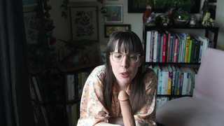 ellynaomi thumbnail