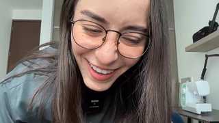 emyii thumbnail