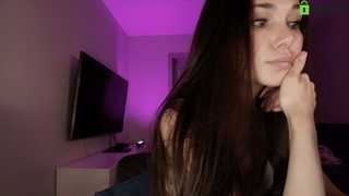 hollyextra thumbnail