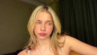 laurineleconey thumbnail