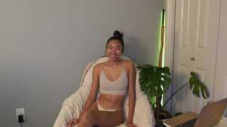 littlemiss_kira thumbnail