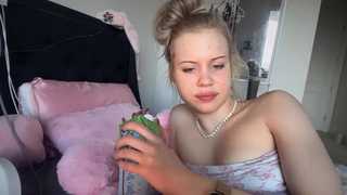 lunarose17 thumbnail