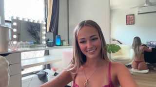 luvlivvyy thumbnail