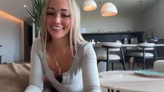 luvlivvyy thumbnail