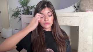 poutyselena thumbnail