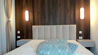 saradiamond01 thumbnail