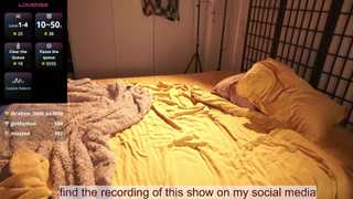 venus_in_jeans thumbnail