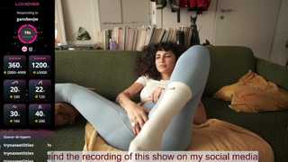 venus_in_jeans thumbnail