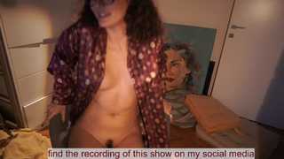 venus_in_jeans thumbnail