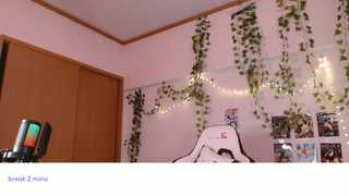 vivian_qwerty thumbnail