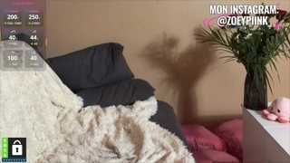 zoeythepinkmask thumbnail